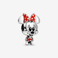 disney-minnie-mouse-noeqteli-paltarda-sarm